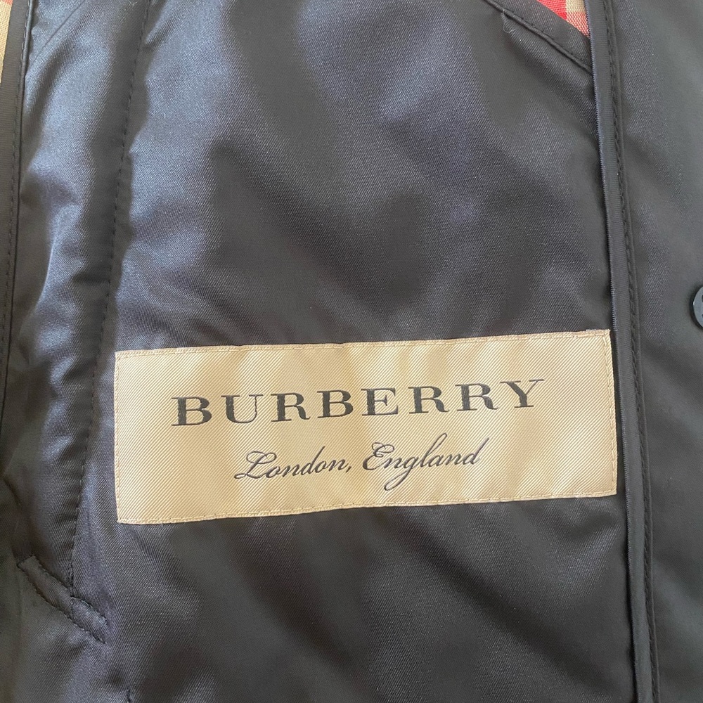 AUTHENTIC BURBERRY QUILTED JACKET - image 3